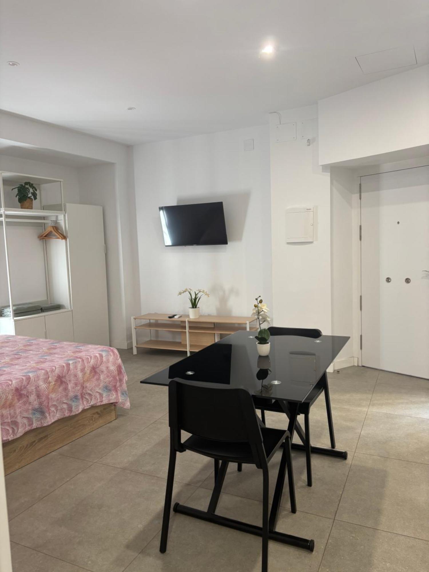 Estupendo Piso A 5 Min De La Estacion De Bus Y Tren Maria Zambrano Apartment มาลากา ภายนอก รูปภาพ